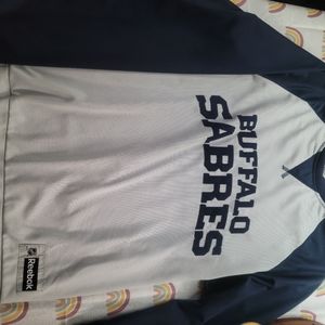 BUFFALO SABRES shirt